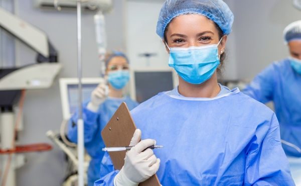 anaesthetist with clipboard