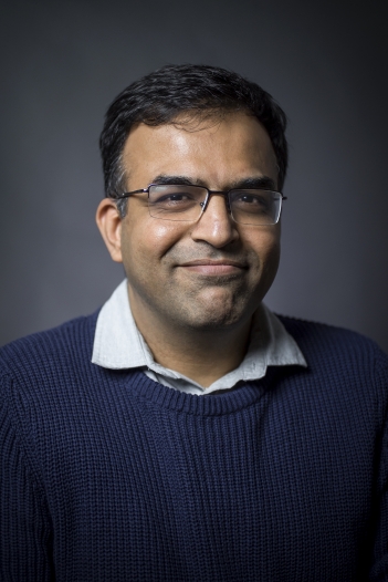 Dr Sandeep Lakhani